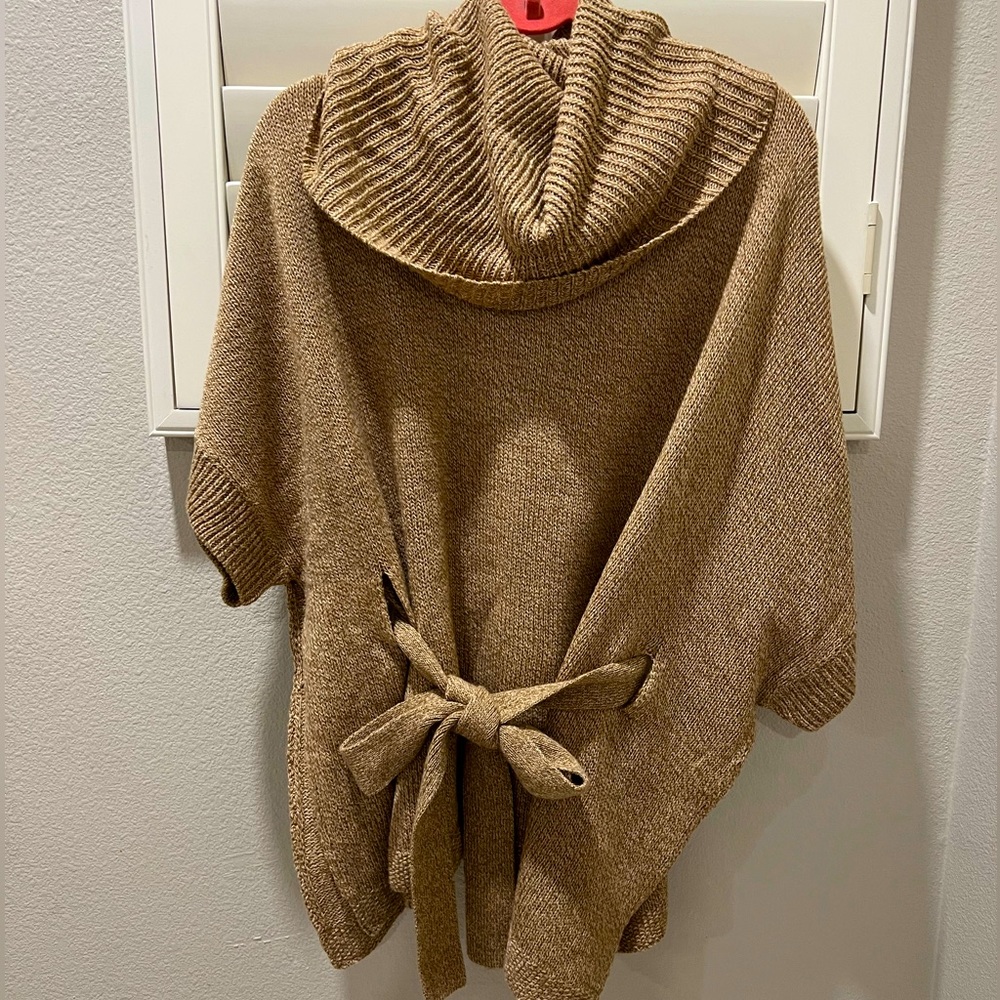 H&M sweater with belt